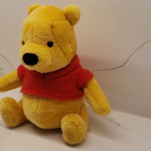 Disney Gund Pooh Bear Plush 8"tall - Picture 3 of 9